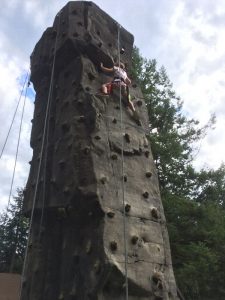 Camp-Eyabsut scaling rock wall